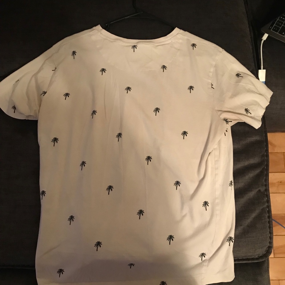 Palm Tree Tee - Picture 4 of 5